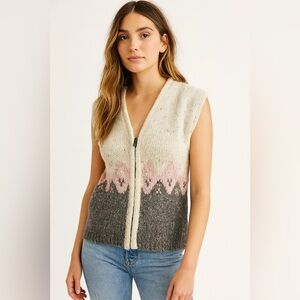 St John's Bay Women's Wool Blend Sweater Full Zip Vest LARGE Gray Pink Creme